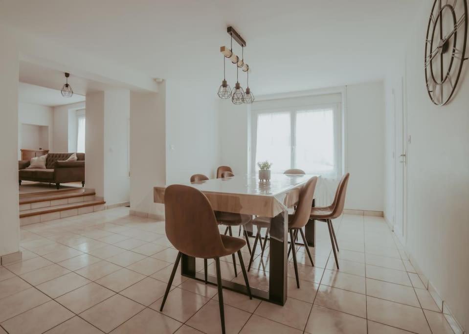 Grande Maison Tout Confort Au Coeur De Nogent Екстер'єр фото